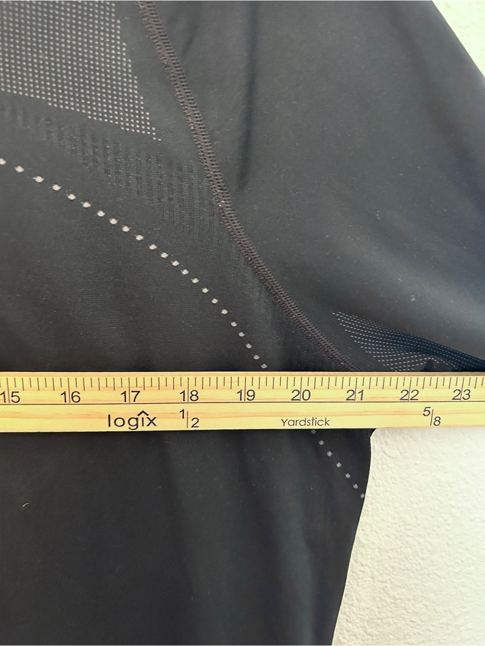 Gymshark Breeze Seamless Hoodie Cinch Back Black Athletic - Picture 12 of 14